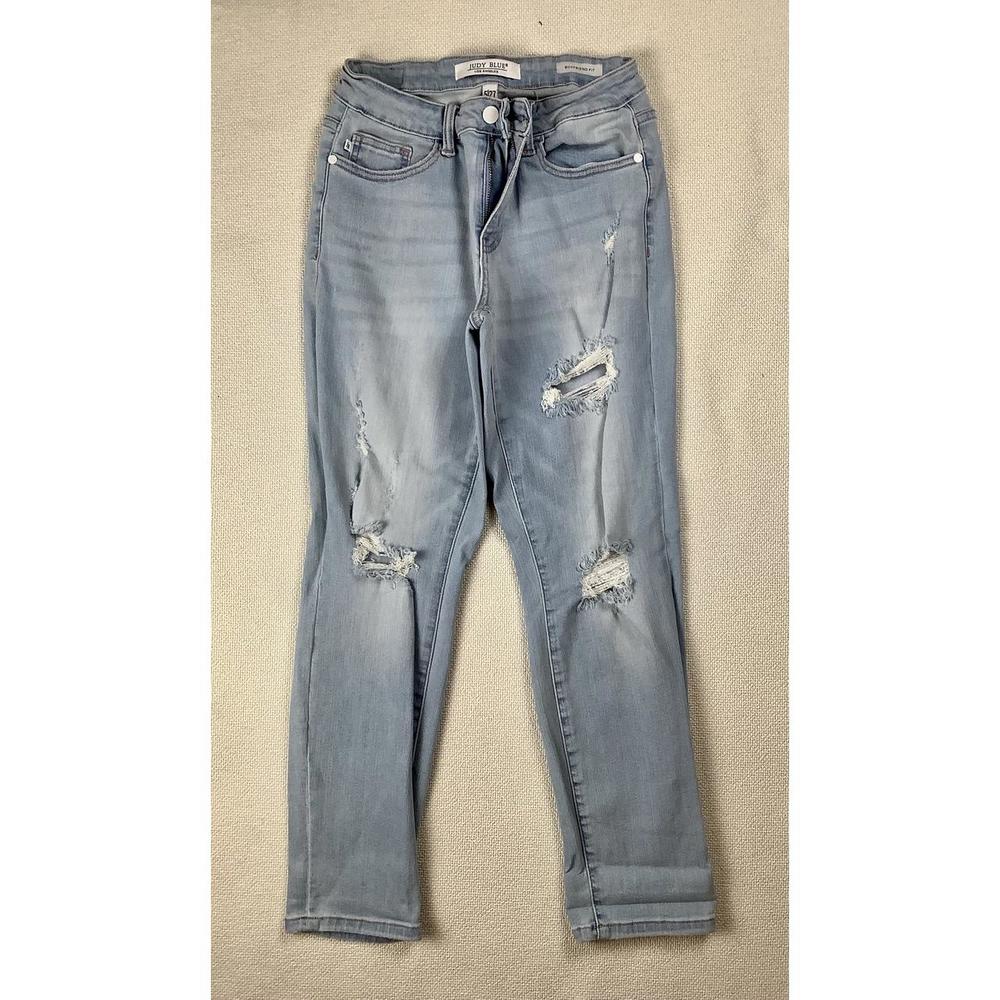 Judy Blue Light Wash distressed boyfriend fit jeans